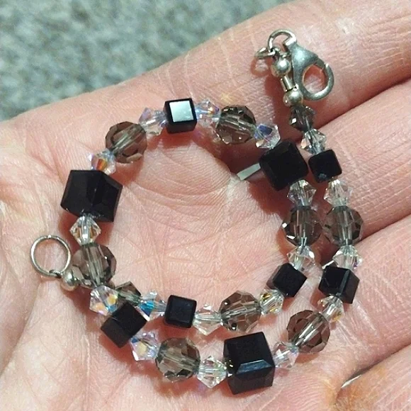 VINTAGE STERLING SILVER .925 BLACK SPINEL AUSTRIAN CRYSTAL 8" BRACELET - Picture 3 of 8